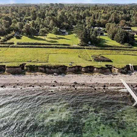 Semesterbostad Architect-designed House With Sea View *