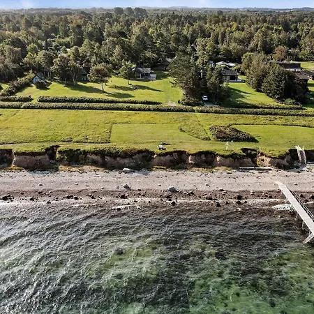 Semesterbostad Architect-designed House With Sea View *