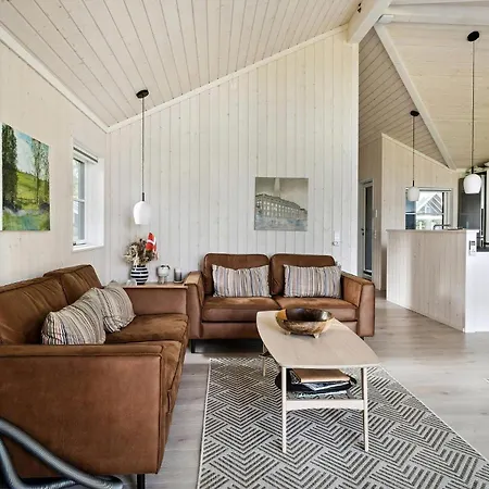 Architect-designed House With Sea View Semesterbostad Kalundborg