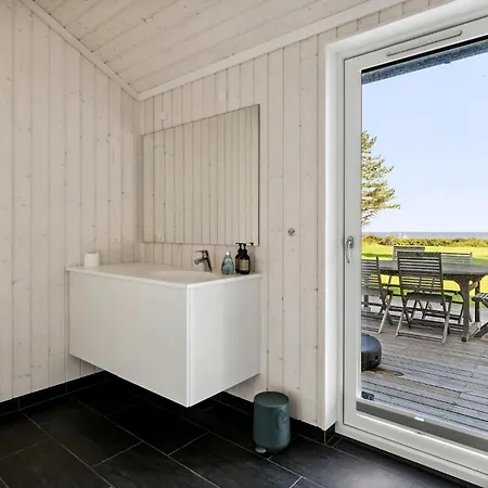 Architect-designed House With Sea View Semesterbostad Kalundborg
