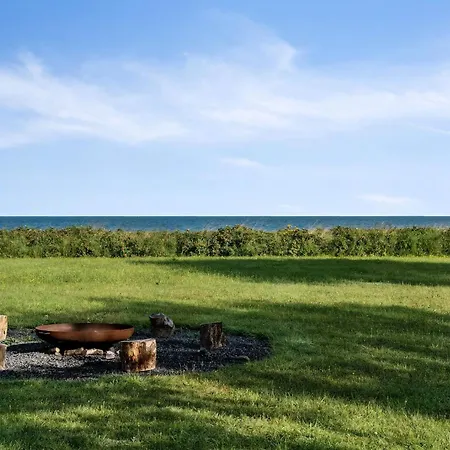 Architect-designed House With Sea View