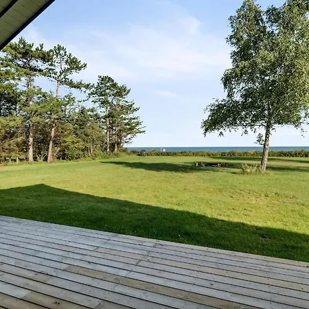 Semesterbostad Architect-designed House With Sea View