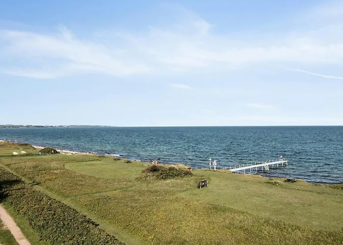 Architect-designed House With Sea View Hébergement de vacances *