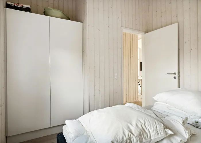 Architect-designed House With Sea View Hébergement de vacances *