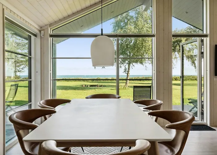 Architect-designed House With Sea View Hébergement de vacances