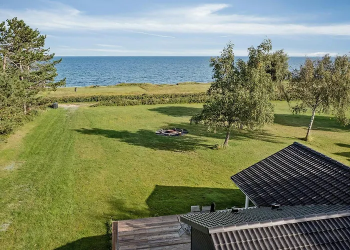 Hébergement de vacances Architect-designed House With Sea View